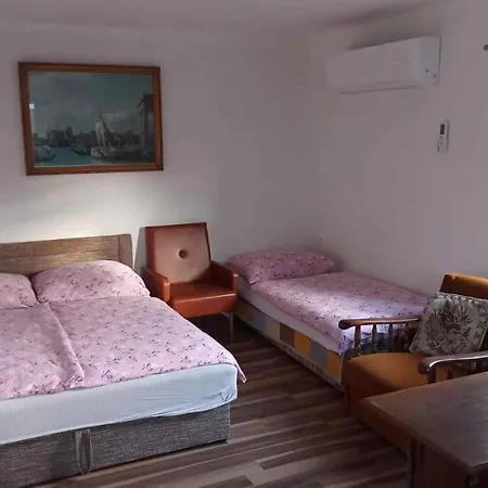 بيت للعطل In - Balaton 18124 Balatonberény