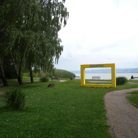 In Balatonbereny/balaton 18124 *