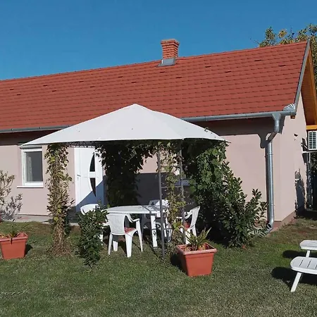 In - Balaton 18124 Ferienhaus Balatonberény