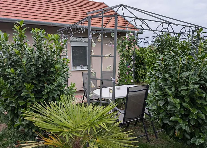 In - Balaton 18124 בית נופש Balatonberény